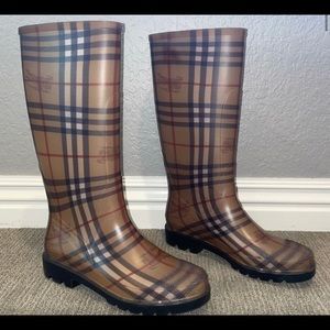 Burberry Women’s Nova Check Rain Boots Size 41 or US 11
